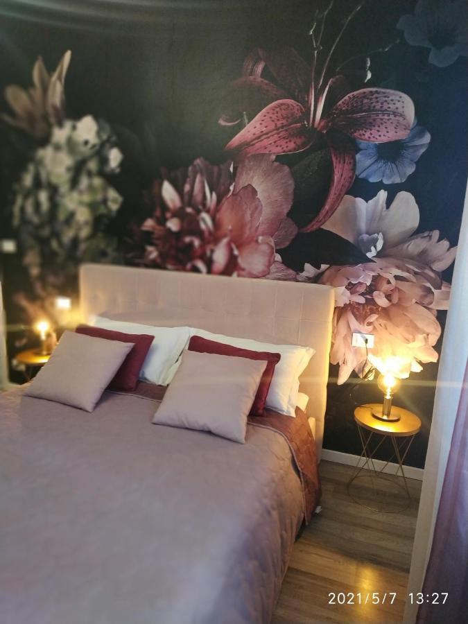 מודנה Aurora Flowers - Two Rooms And Free Parking Near Center And Train Station מראה חיצוני תמונה