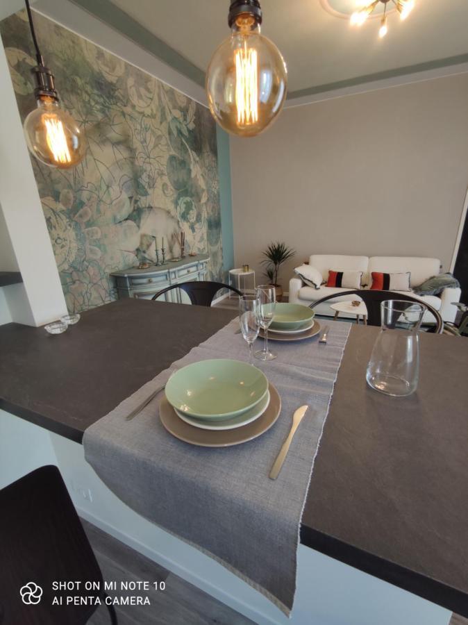 מודנה Aurora Flowers - Two Rooms And Free Parking Near Center And Train Station מראה חיצוני תמונה