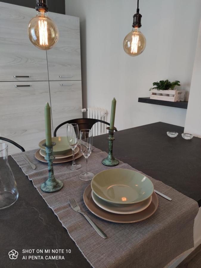 מודנה Aurora Flowers - Two Rooms And Free Parking Near Center And Train Station מראה חיצוני תמונה