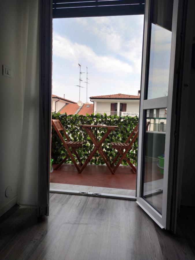 מודנה Aurora Flowers - Two Rooms And Free Parking Near Center And Train Station מראה חיצוני תמונה